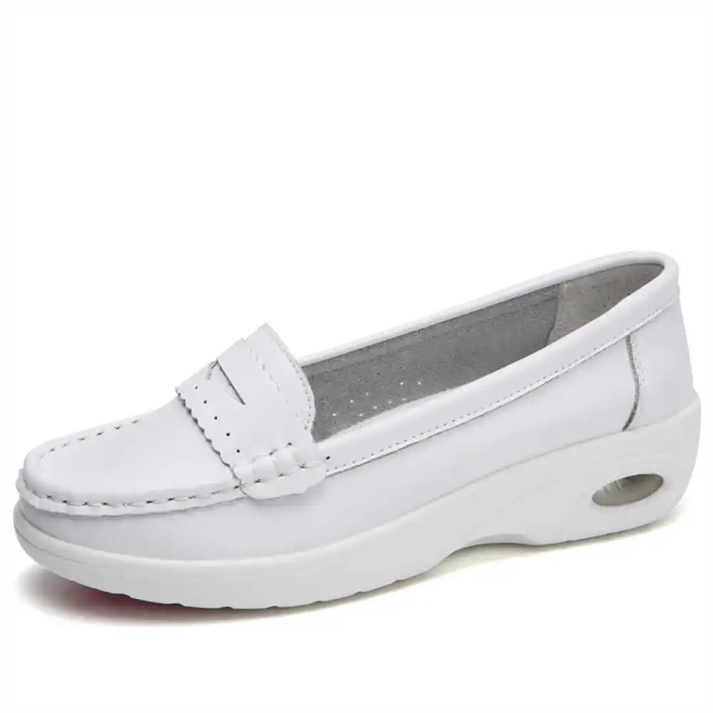 Thick Sole Slipon White Traine - Outdoor Sport Use Class recensione e prezzo