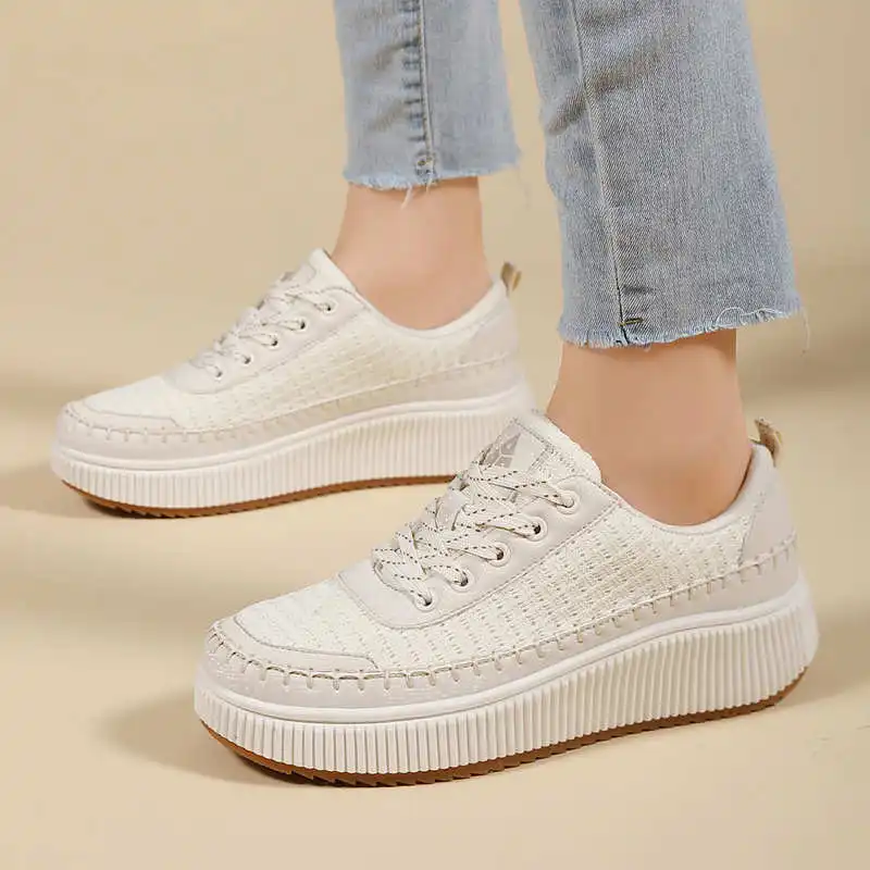 Brown Shoes Woman Flats Autumn - Outdoor Sport Use Class recensione e prezzo