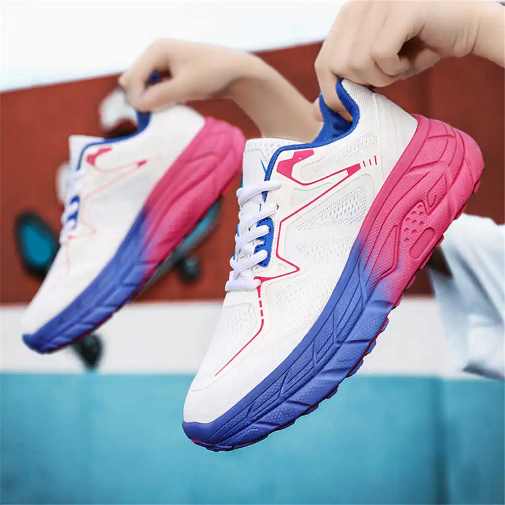 Does Not Slip Size 37 Shoes Si - Outdoor Sport Use Class recensione e prezzo