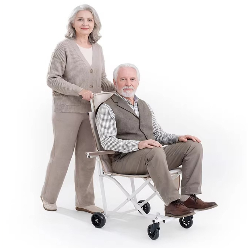 Folding Wheeled Mobility Aid C - Outdoor Sport Chairs recensione e prezzo